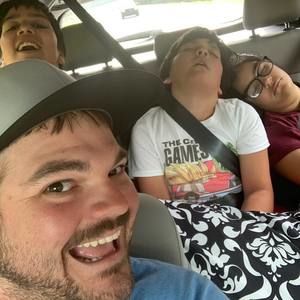 Meet your Posher, Russell